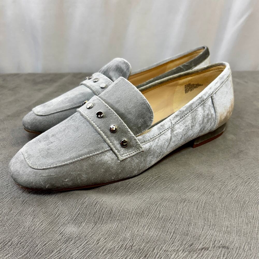 Gray Velvet W/ Mirror Buttons Flats Loafers Women's US 8 1/2M Nine West XIAMARAO